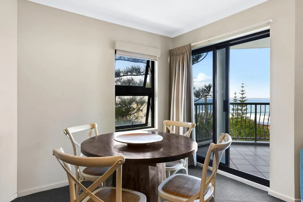 Gena Apartments Unit 13 Kings Beach Qld 卡伦德拉
